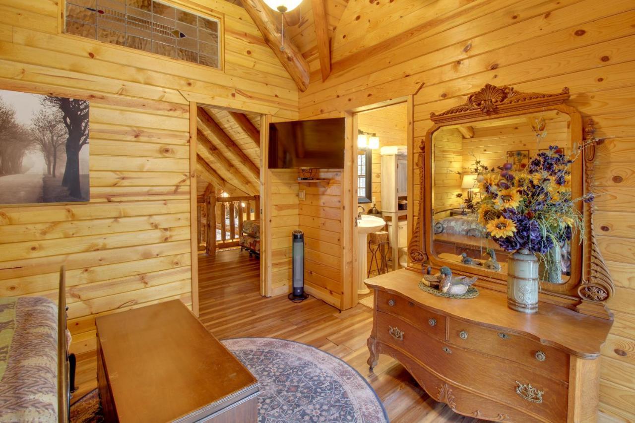 Lakeside Cabin On 2 Acres With Fire Pit And Hot Tub! Pinetop-Lakeside Exterior foto