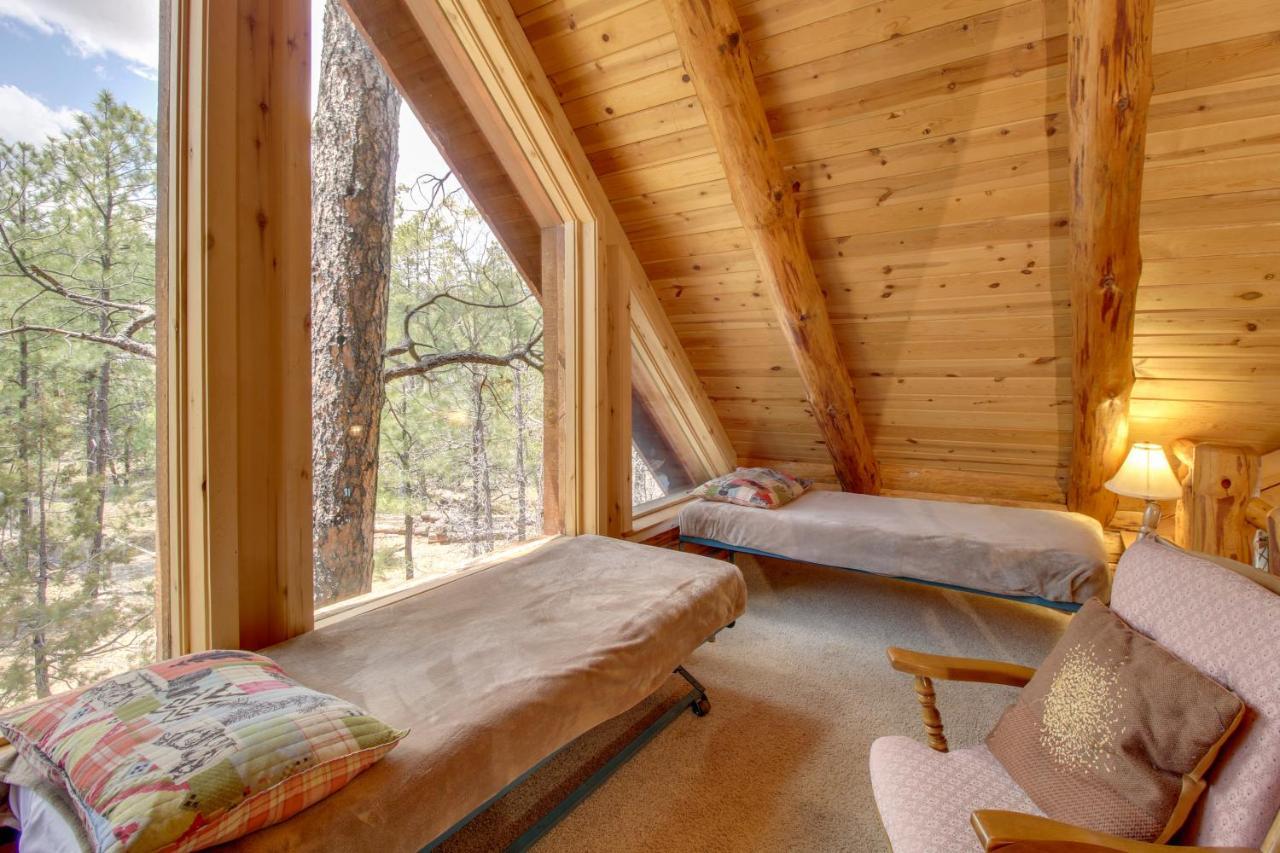 Lakeside Cabin On 2 Acres With Fire Pit And Hot Tub! Pinetop-Lakeside Exterior foto
