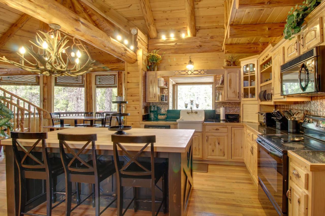Lakeside Cabin On 2 Acres With Fire Pit And Hot Tub! Pinetop-Lakeside Exterior foto